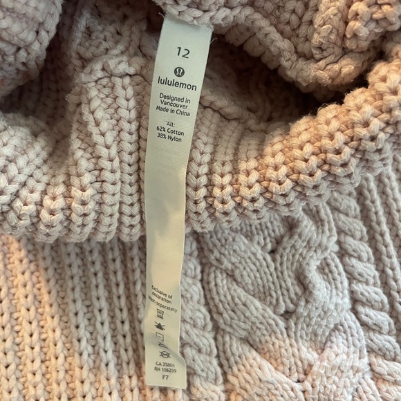 Lululemon Sweater  The Cozy Turtleneck Misty Pink Thick Cotton Cableknit 12 - Picture 5 of 6